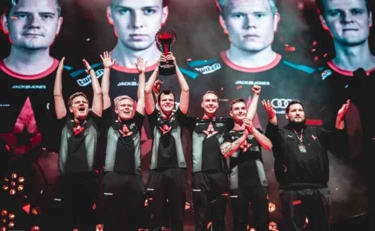 届比赛中惨 届比赛中惨